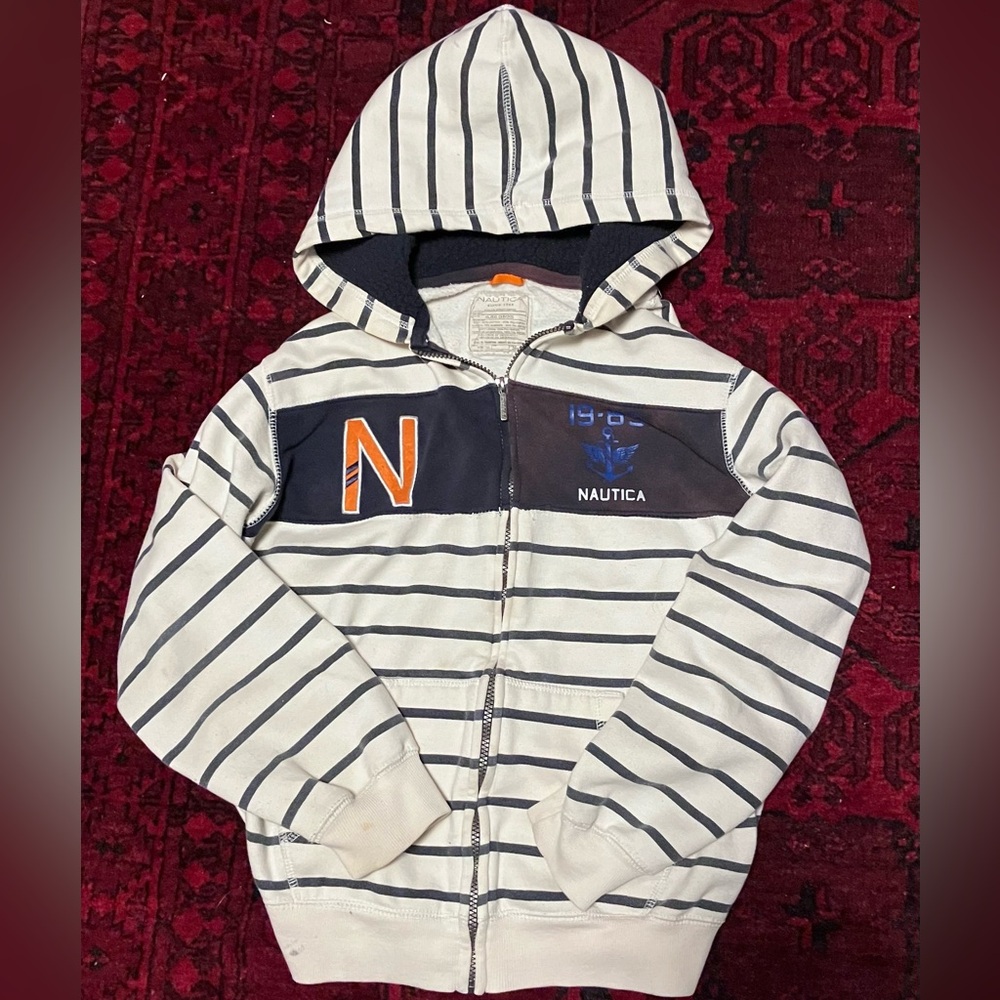VINTAGE NAUTICA!